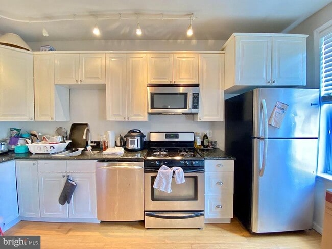 Photo - 1934 N 7th St Unit 3