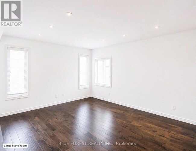 Photo - 4377 Lismer Ln