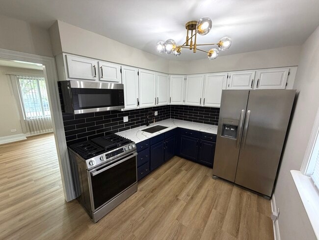 Photo - 430 Oak St