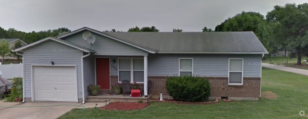 Building Photo - 1669 Doubet Rd Rental