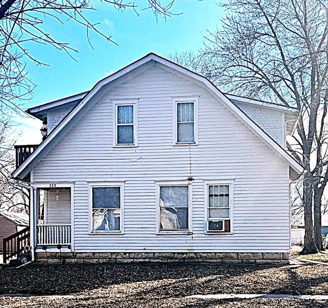 ALL UTILITIES INCLUDED! - ALL UTILITIES INCLUDED! House