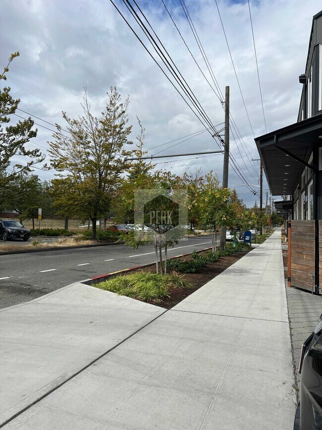 7142 Beacon Ave S Unidad Helio Beacon Hill