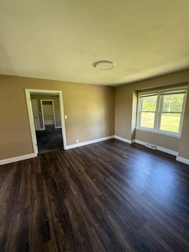Photo - 3313 BURNSTIEN Rd
