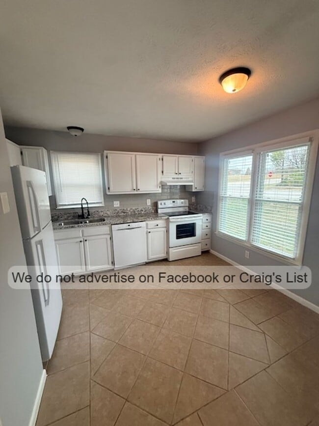 Photo - Cliffdale Pointe- Tyler Drive