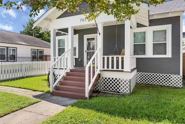 Photo - 707 Tabor St