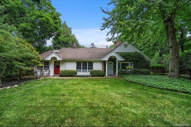 Photo - 395 N Little Tor Rd