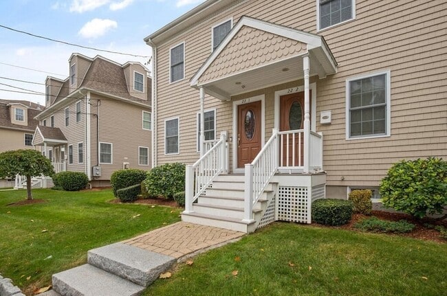 Building Photo - 22 School St Unit 1