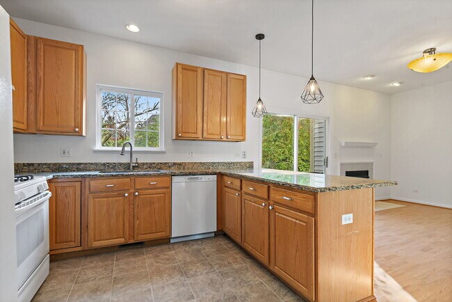 Photo - 71 Monarch Dr