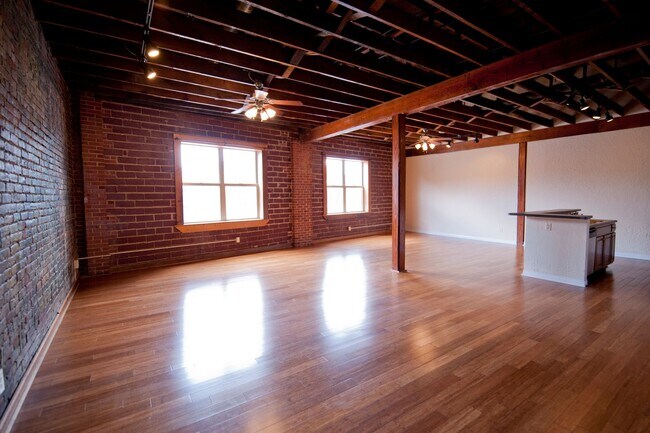 Photo - Palace Hotel 203-204 Unidad PH 203-204