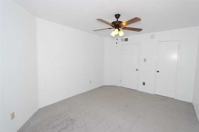 Photo - 10639 Braes Bend Dr