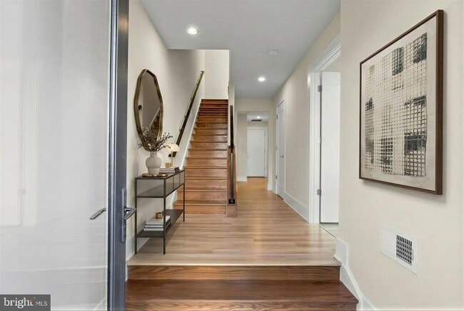 Photo - 158 Winsome Cir