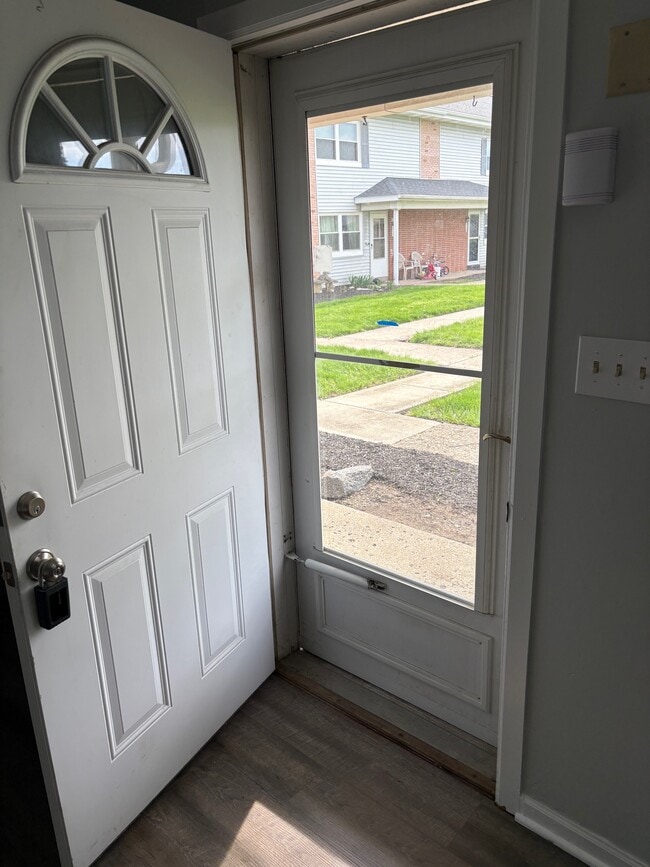 Building Photo - 205 Buckeye Cir