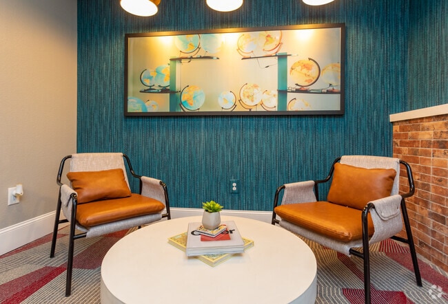 Resident Lounge - Sunset Pointe Apartments