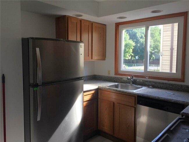 Photo - 93 Scottsville Rd