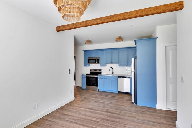 Photo - 36 Pawling Ave Unit 102