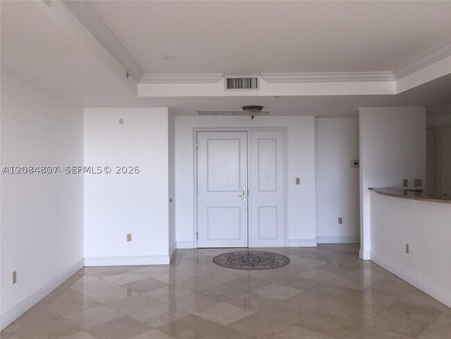 3400 SW 27th St Unit 806
