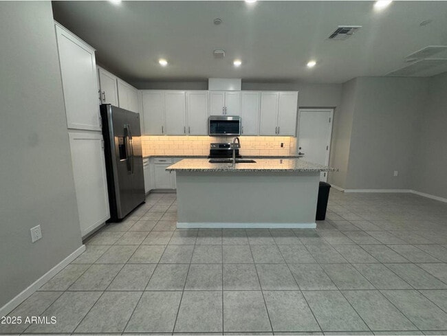 Photo - 775 E Furness Dr Unit 101