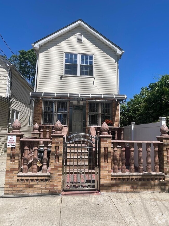 Building Photo - 40 Adams St Rental