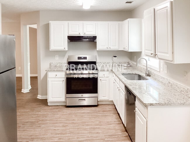 Photo - 3725 Patti Pkwy