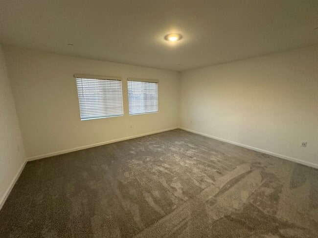 Photo - 1704 Bullock Dr