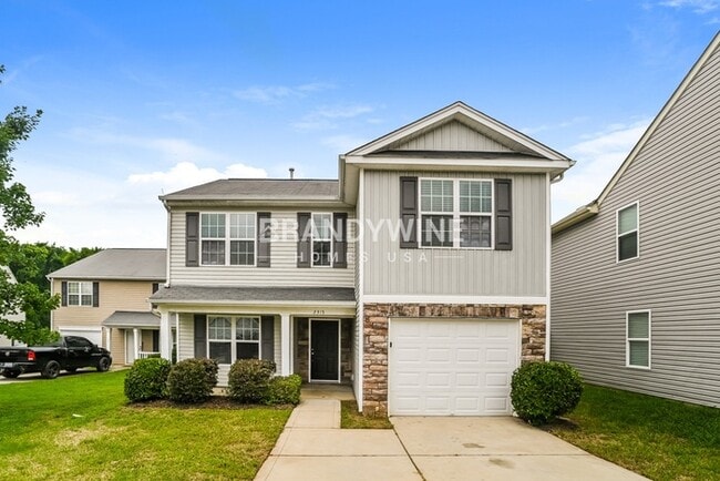 Building Photo - 2315 Portola Ct