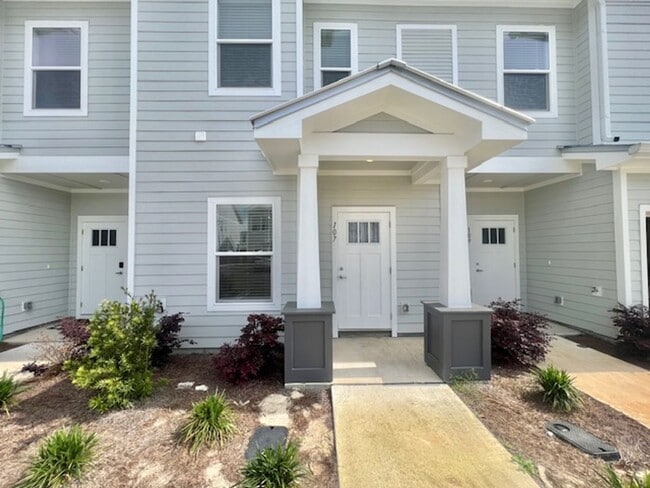 Photo - 107 Date Palm Ln