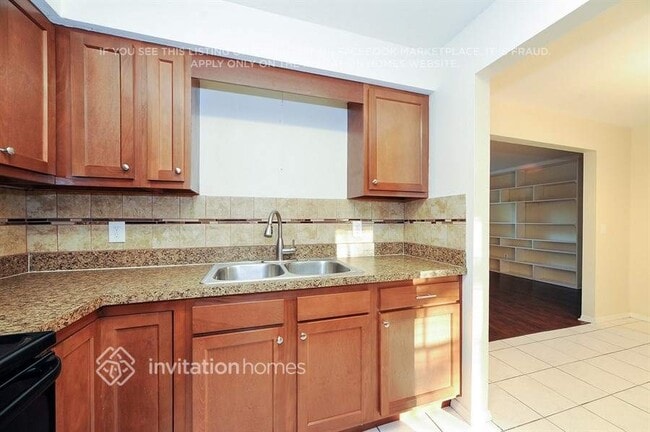 Photo - 3012 E Waters Ave