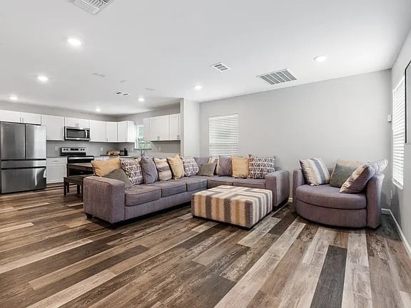 Building Photo - 2819 Alabama Ave