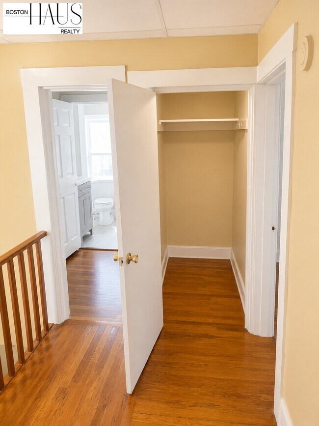 40 Inman St Unit 3