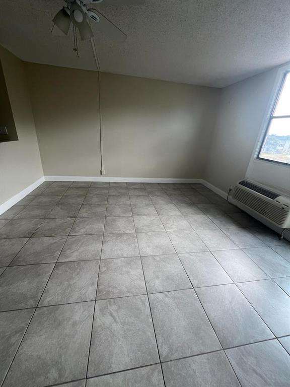 Photo - 2701 Riverside Dr Unit 308-B