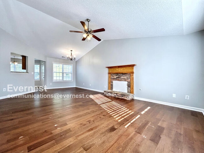 Photo - 619 Brooks Rd