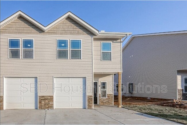 Building Photo - 2912 S Harvard Ave Rental