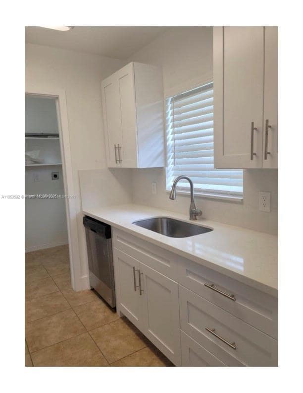 Photo - 5718 Lincoln St Unit 5718