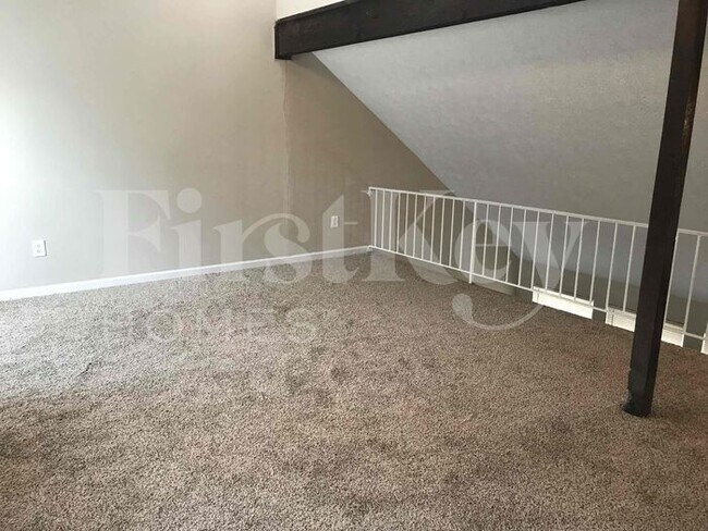 Photo - 2662 Beaver Creek Crossing