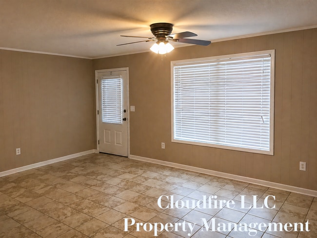 Photo - 202 James Cir Unit 202