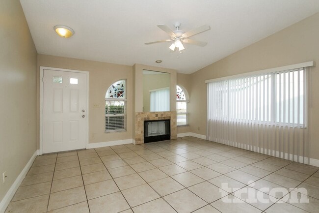 Photo - 13402 Laraway Dr