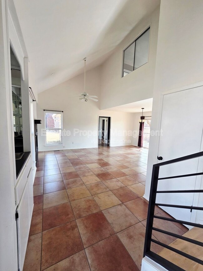 Photo - 2625 Patti Pl