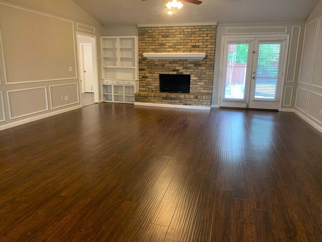 Photo - 2417 Stone Creek Dr