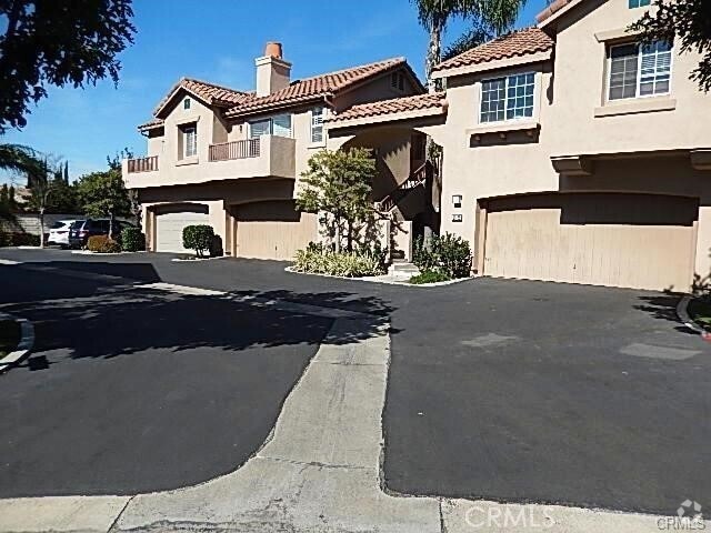 Building Photo - 12595 Doral Rental
