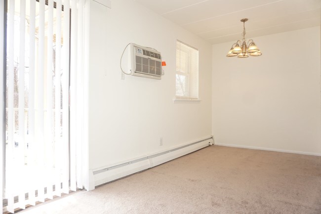 Photo - Ridgeway Court Apartments