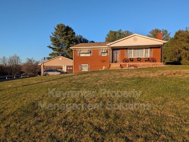 Building Photo - 700 Shenandoah Ave