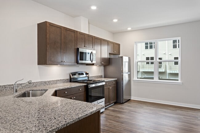 The Woods at Westpark - The Woods at Westpark Townhomes