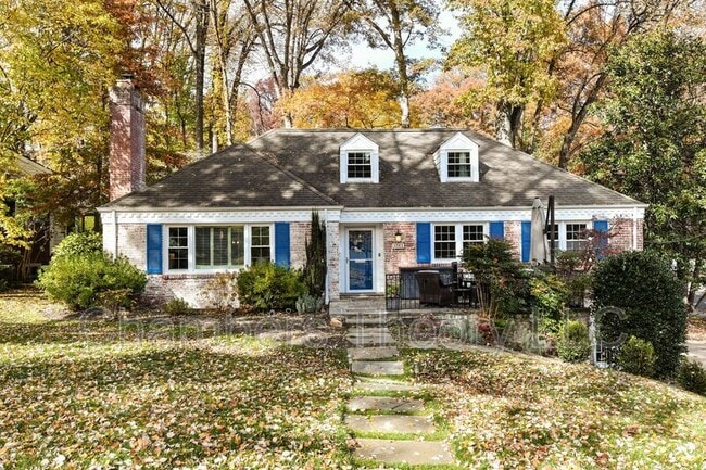 Building Photo - 3061 N Oakland St