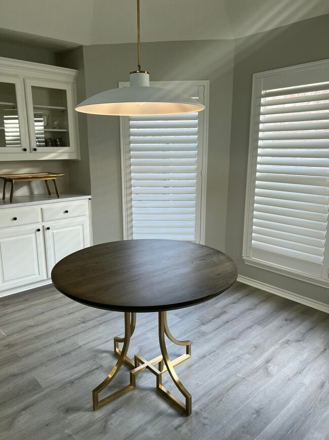 Photo - 6904 Freeport Ave