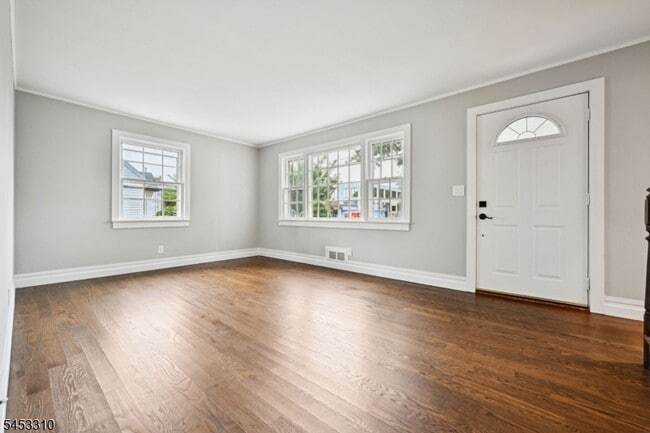 Photo - 36 Webster Ave