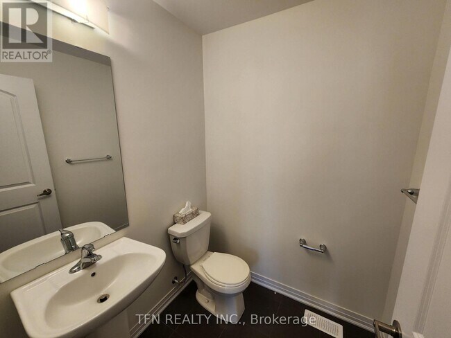 Photo - 142 Holder Dr