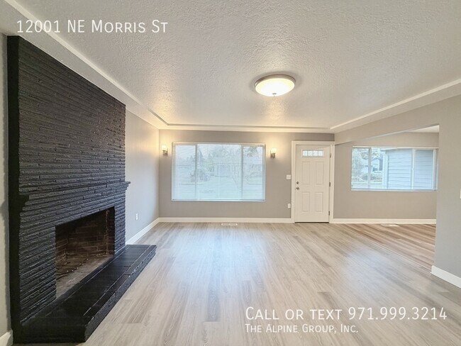 Photo - 12001 NE Morris St