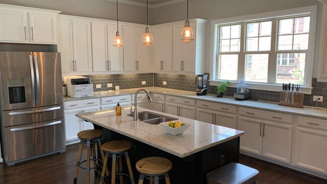 Photo - 955 Opelousas Way