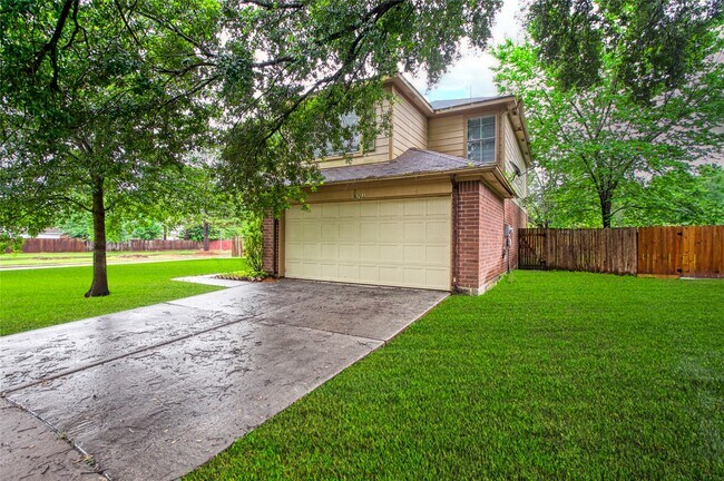 Building Photo - 6703 Ashland Forest Dr