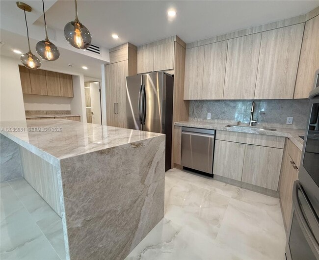 Photo - 19390 Collins Ave Unidad 224